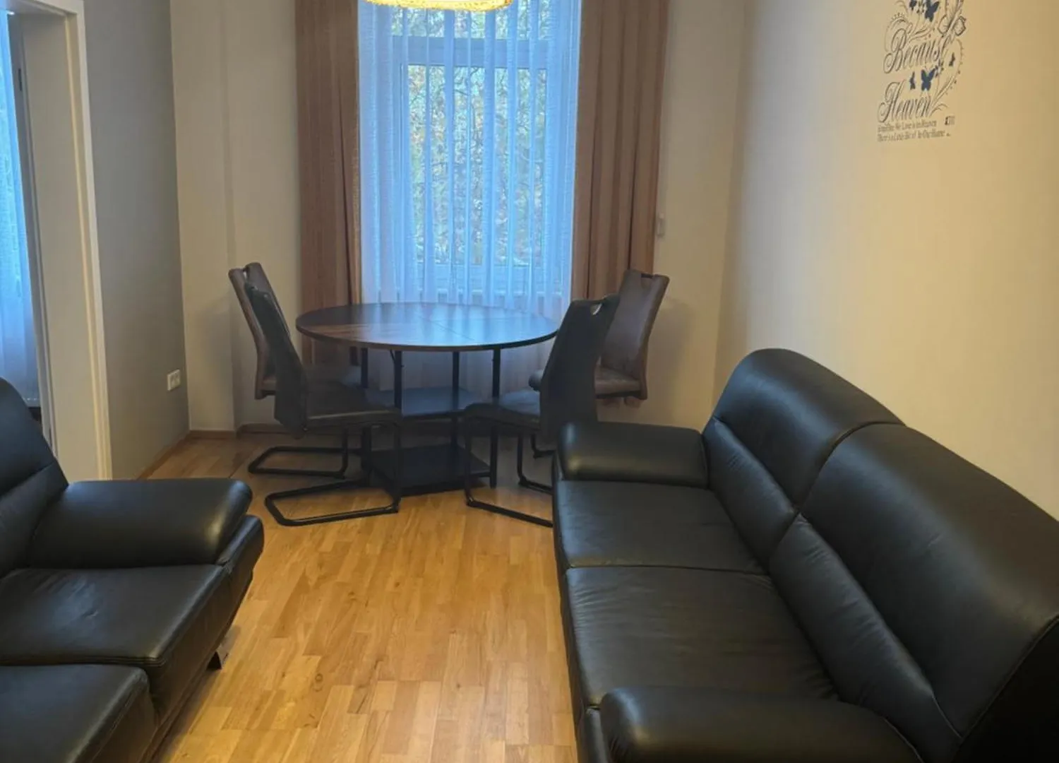 Apartment Zentrale 3 Zimmerwohnung Mit Kostenlosem Stellplatz Heidelberg Deutschland